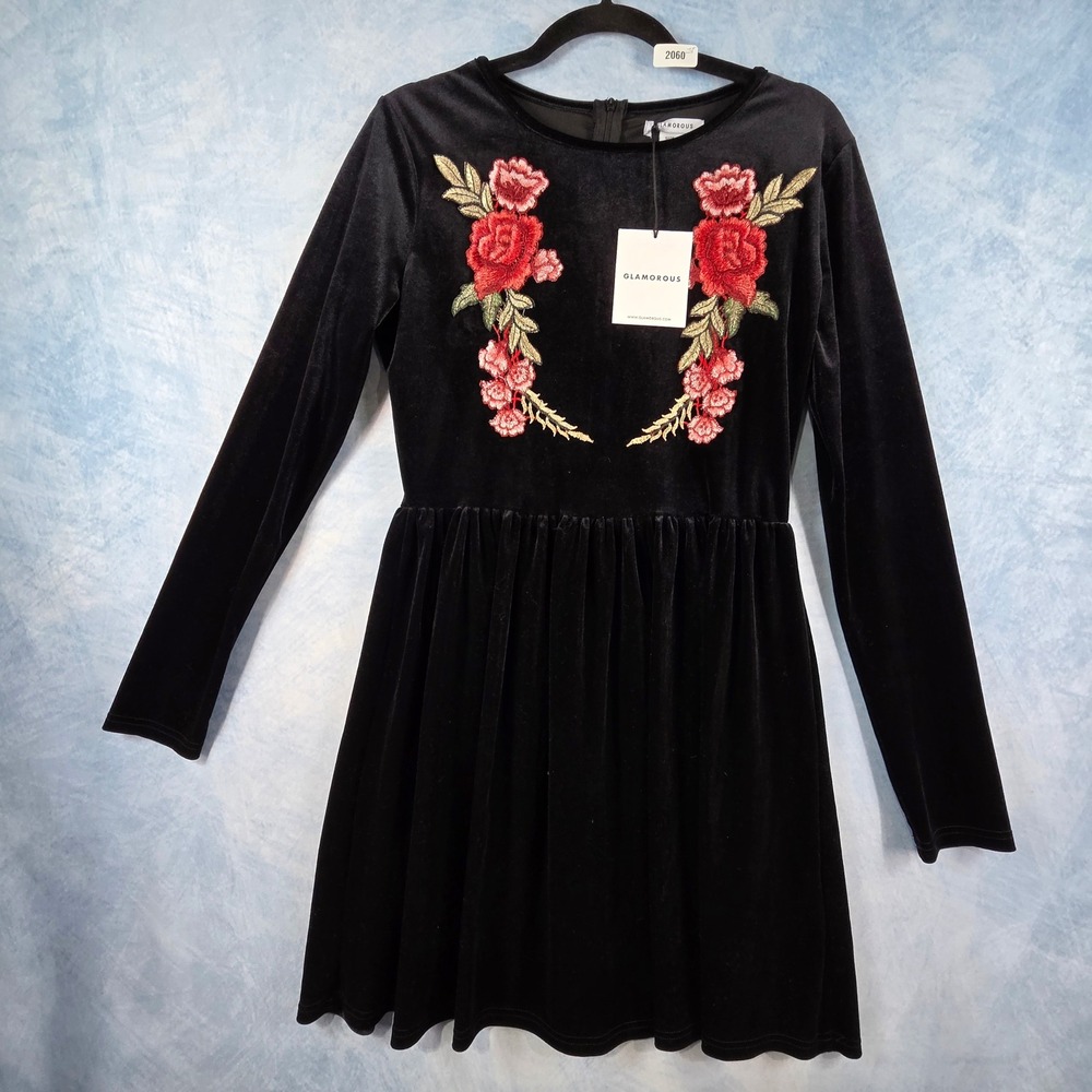 Glamorous Nasty Gal Black Velvet Floral Embroidered Long Sleeve Mini Dress M NEW
